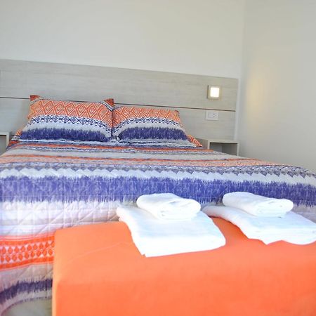 Bernardino Hostel Boutique Neuquén Esterno foto
