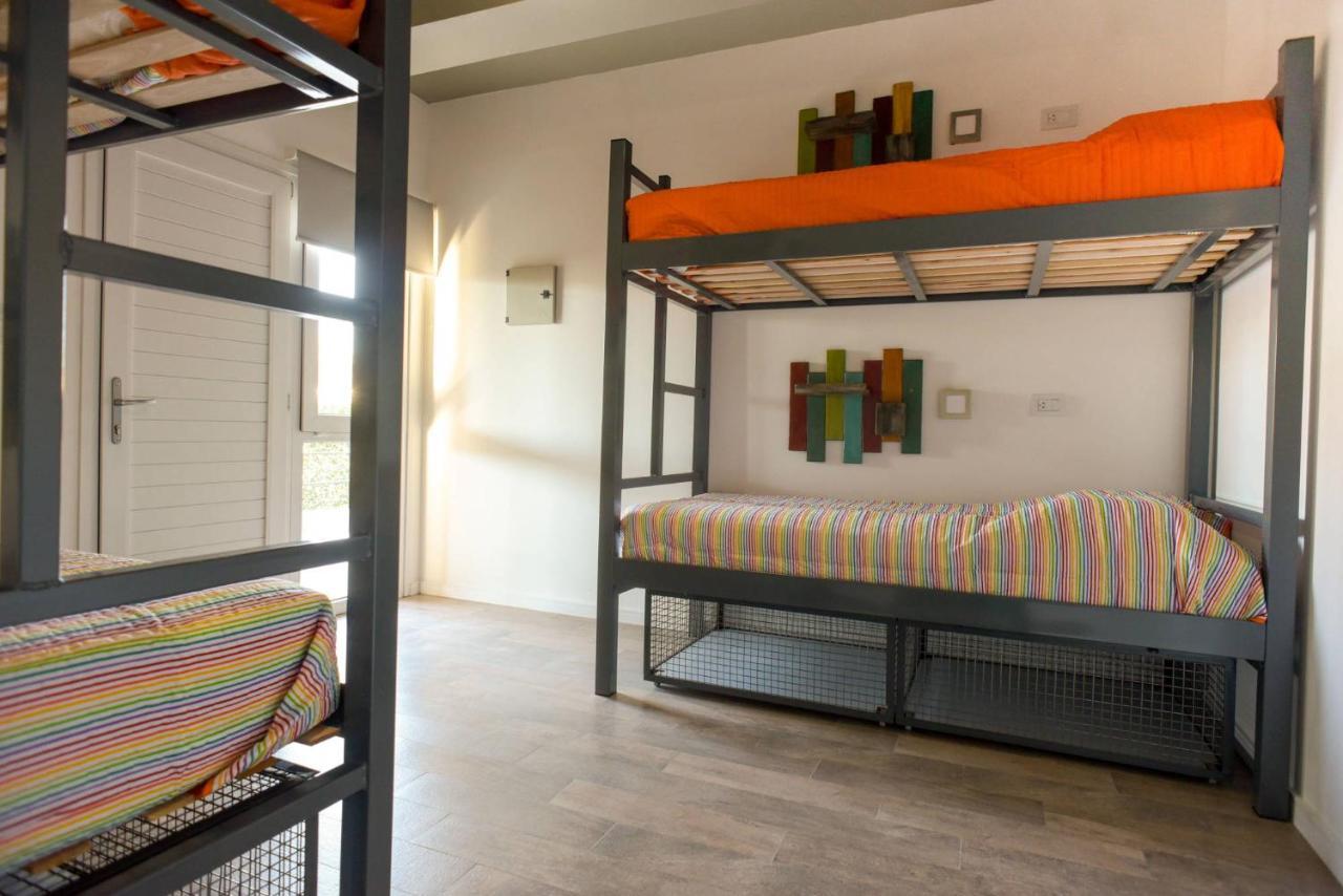 Bernardino Hostel Boutique Neuquén Esterno foto